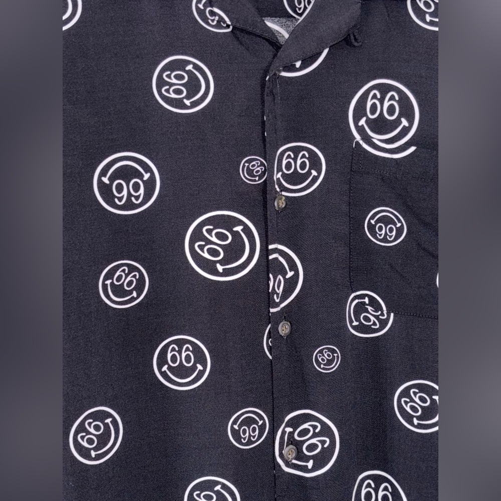 Vans Wilde Smiley 66 Print Button Up Shirt Mens Medium Black Viscose Skate Surf - Picture 3 of 4